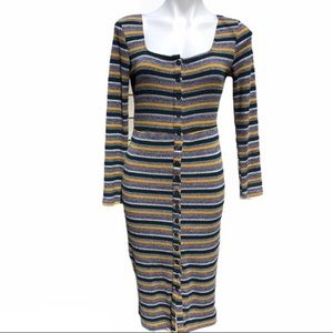 Alya knit button down dress small